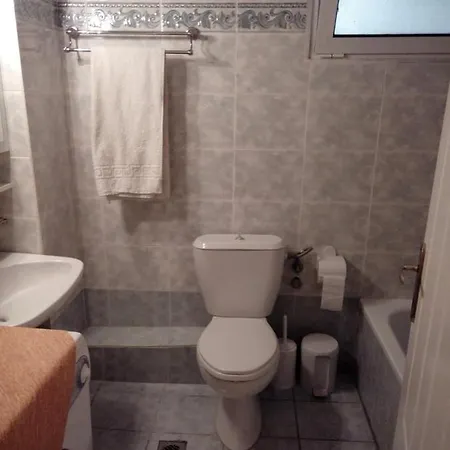 Maria's House פלוגיטה